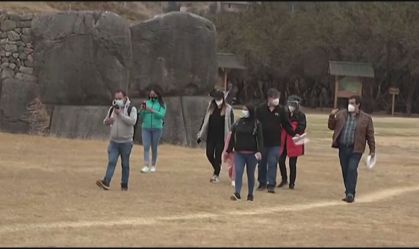 Sítios arqueológicos no Peru voltam a receber turistas após meses fechados