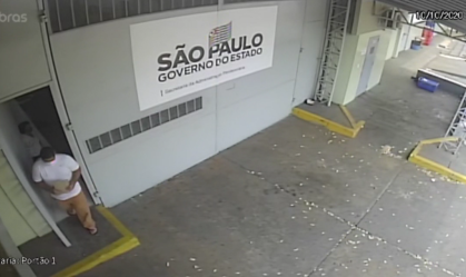 Imagens mostram últimos momentos de André do Rap na prisão; veja o vídeo