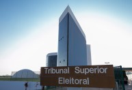 Ministro do TSE determina remoção de desinformação sobre Lula e Gleisi Hoffman