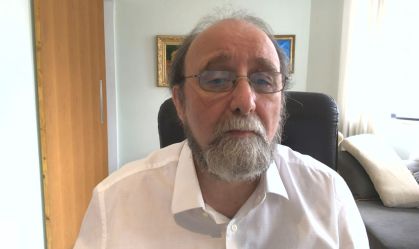 Brasil deve reabastecer estoques de insumos  para 2ª onda, alerta cientista
