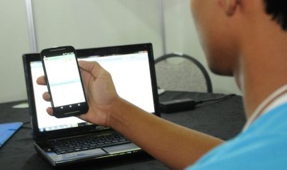 BA: Estudantes acusam universidade de monitorar notebooks com aplicativo espião