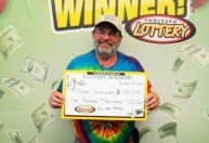 Homem ganhou na loteria duas vezes no mesmo ano nos Estados Unidos