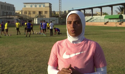 Faiza Heidar tornou-se primeira mulher a treinar time masculino no Egito