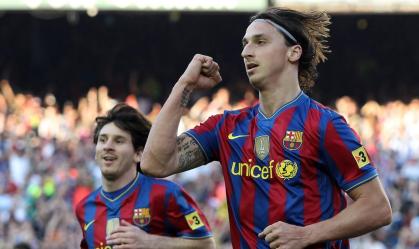 Os jogadores de futebol Lionel Messi e Zlatan Ibrahimovic