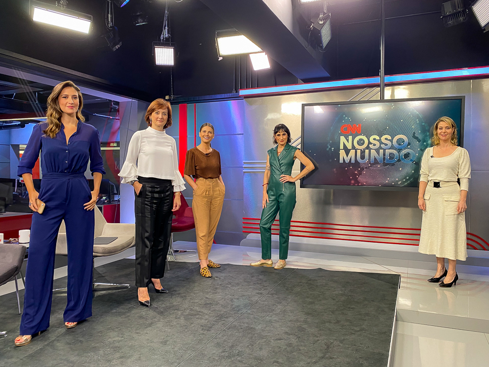 Priscila Cruz e o elenco do CNN Nosso Mundo