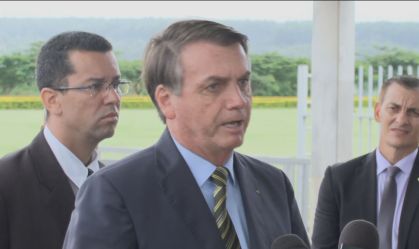 Análise: Há contradição entre o que Bolsonaro fala e as medidas do governo