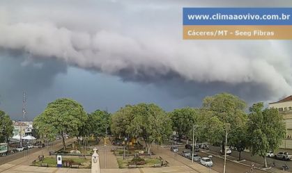 Câmera registra formação de nuvem gigante em Mato Grosso; veja o vídeo