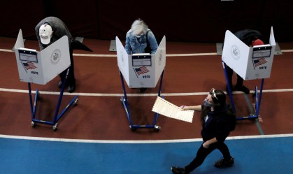Esta eleição mostra que sociedade americana está dividida, avalia ex-embaixador