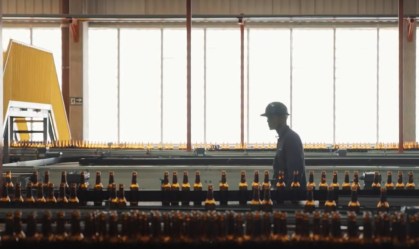 Ambev deixa de produzir cerveja para envasar água no Rio Grande do Sul