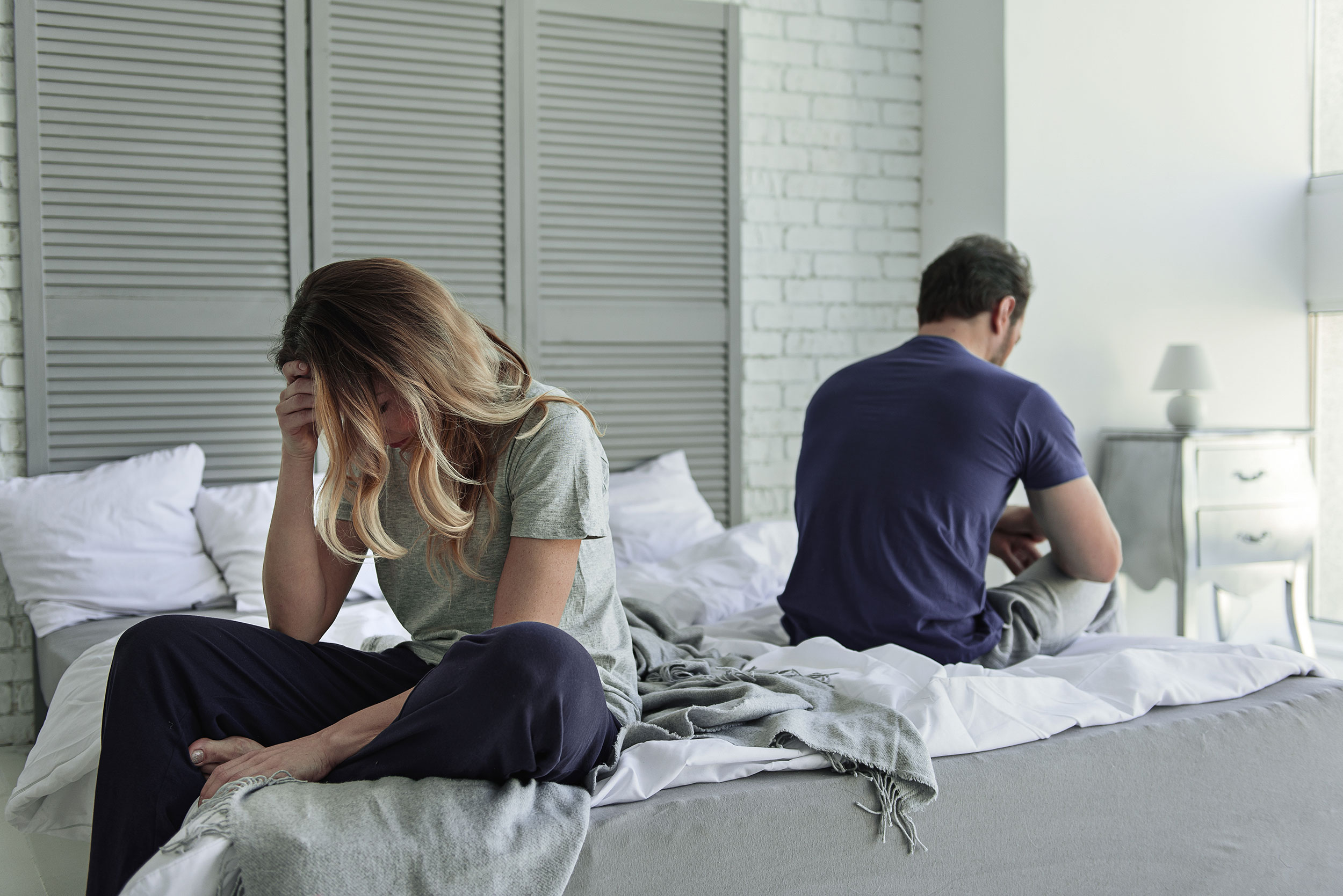 Casais podem ter dificuldade para passar pelo isolamento imposto pelo Covid-19