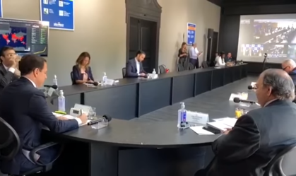 Bolsonaro e Doria batem boca em reunião; veja