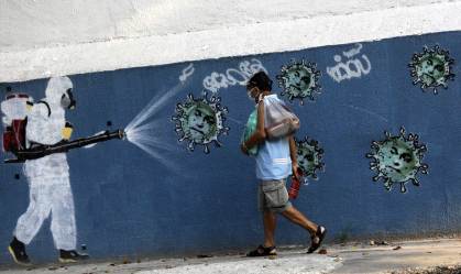 Com dados incompletos há 5 dias, Brasil tem 10 mil novos casos de Covid-19