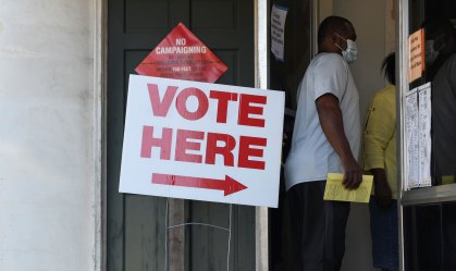 Liderança de Trump na Geórgia reduz para cerca de 47 mil votos