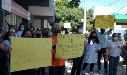 RJ: Funcionários do Hospital de Bonsucesso fazem ato por reabertura segura 