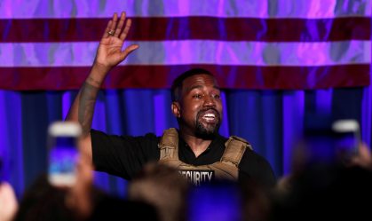 Kanye West desiste de corrida presidencial em 2020, mas mira em 2024