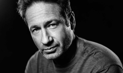 David Duchovny, ator de Arquivo X, lança música de protesto