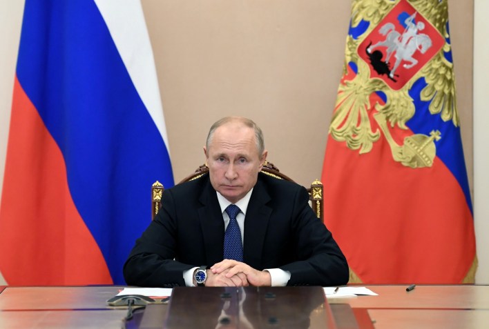 Presidente da Rússia, Vladimir Putin / Trabalharemos com qualquer pessoa que tenha a confiança do povo americano"