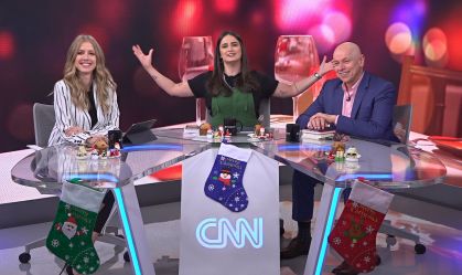 CNN Tonight: Papai Noel vai usar máscara e fazer home office?