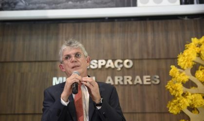 TSE define inelegibilidade de Ricardo Coutinho, candidato em João Pessoa