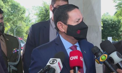 Mourão ameniza fala de Bolsonaro sobre Biden: 'Se referiu a um aforismo antigo'