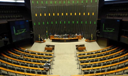 Deputados querem ajuda de R$ 90 bilhões para estados