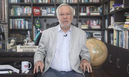 'Teremos de pagar a conta deste ano', diz Garcia sobre prorrogação de auxílio