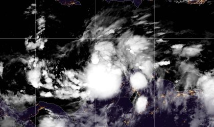 Tempestade Iota ganha força e se torna o 13º furacão no Atlântico em 2020