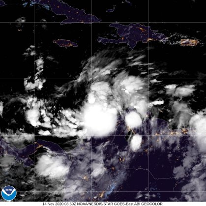 Iota deixou de ser tempestade tropical e se tornou um furacão