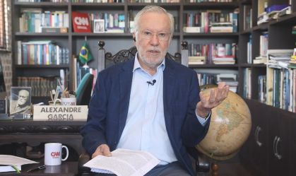 Alexandre Garcia: Eleitor quer renovação, mas partidos não oferecem uma à altura