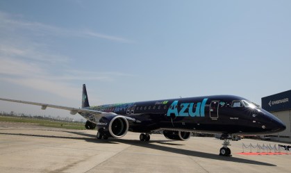 Azul tem prejuízo de R$1,2 bi no 3º tri, mas sinaliza recuperação da demanda