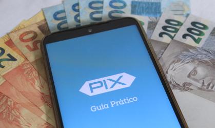 Pix avança devagar no varejo; para especialista, falta dar desconto e incentivos