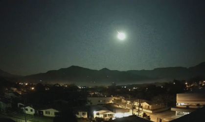 Entenda por que chuva de meteoro Leônidas não deve ser vista facilmente da Terra