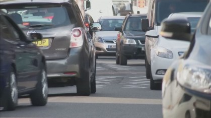 Reino Unido vai banir venda de carros movidos a gasolina em 2030