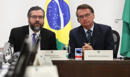 Anvisa libera pesquisa com hidroxicloroquina contra o novo coronavírus