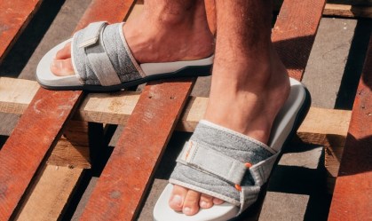 Papete está na moda? Rider decide voltar com as polêmicas sandálias
