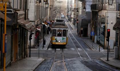 Portugal aprova ampliação de emergência contra Covid-19 e cogita novas medidas