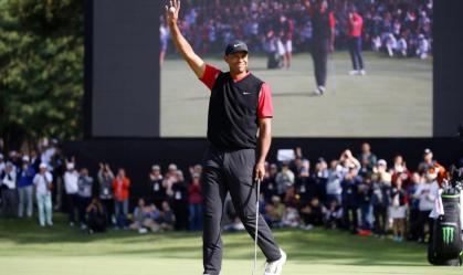 Tiger Woods e o filho vão competir juntos em campeonato em dezembro