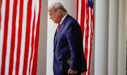Democratas planejam ação rápida por impeachment de Trump se 25ª Emenda falhar