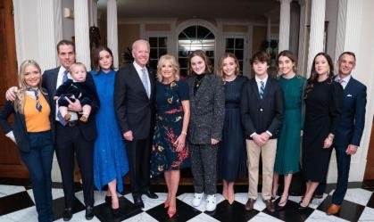 Joe e Jill Biden: 'Nossa tradição de Ação de Graças mais importante'