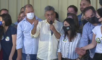 Eleito prefeito de Porto Alegre, Sebastião Melo (MDB) discursa após vitória