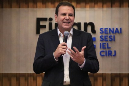 Eduardo Paes anuncia nomes do primeiro escalão para seu governo no Rio