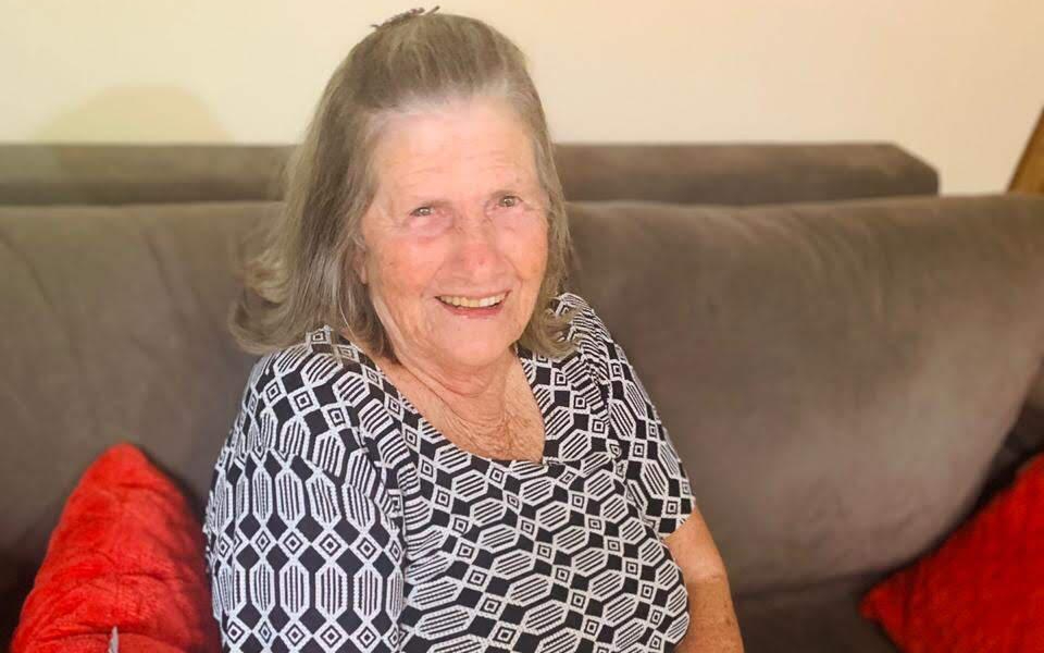Milta Oliveira, de 75 anos, sofreu um infarto após ser acusada de furtar chinelo