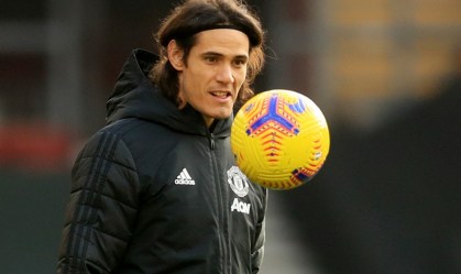 Cavani é suspenso por uso de termo racista e fica fora de 3 jogos na Inglaterra