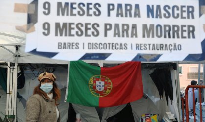 Donos de restaurantes fazem greve de fome contra lockdown em Portugal