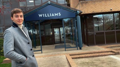 George Russell, da Williams, será o substituto de Lewis Hamilton no GP do Sakhir