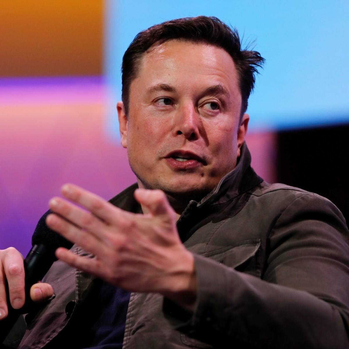 Elon Musk diz que bitcoin é um pouco melhor do que guardar dinheiro | CNN  Brasil