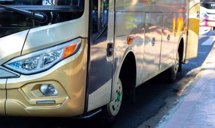 Buser