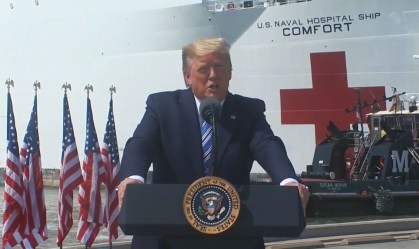 Trump envia navio-hospital da Marinha para ajudar população de Nova York