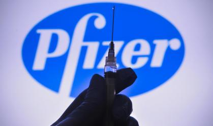 Ilustração de vacina contra Covid-19 da Pfizer