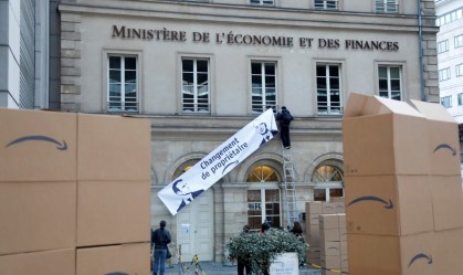 Protesto contra Amazon na França